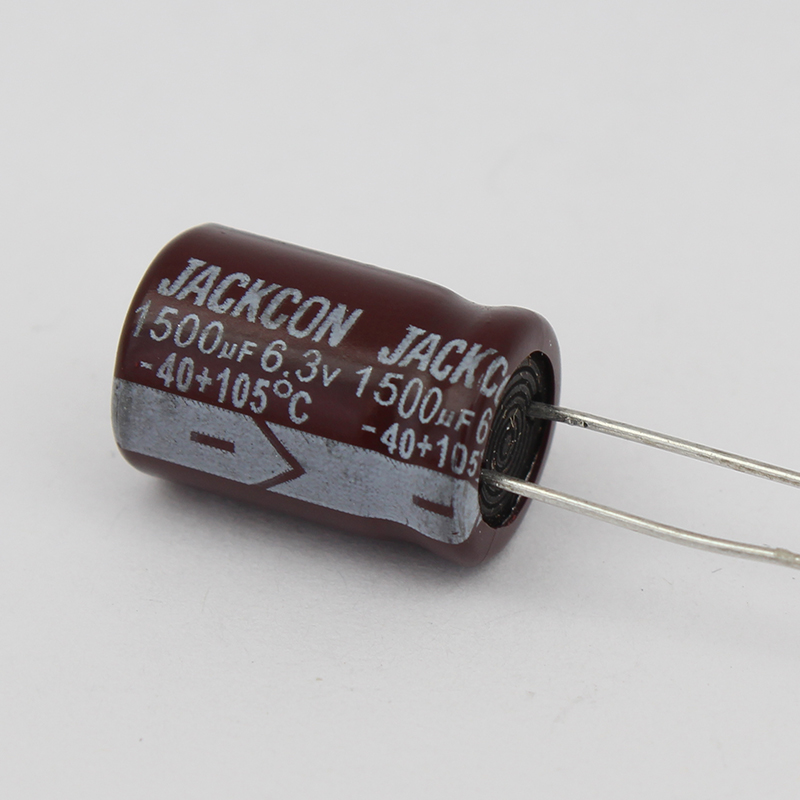 1500/6.3 VOLT KONDANSATÖR