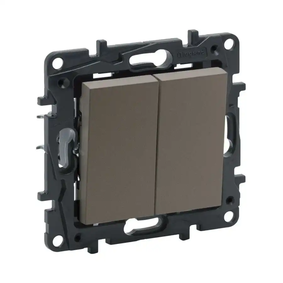 Legrand Raventi İkili Vavien Bronz Anahtar